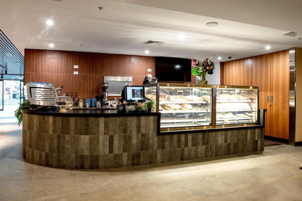 Young Federation Motor Inn And Services Club エクステリア 写真