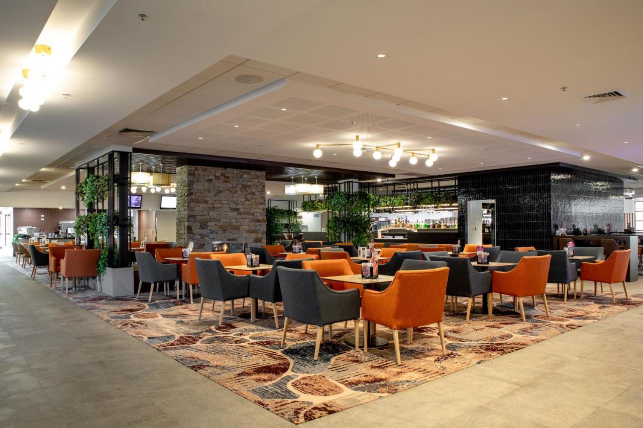 Young Federation Motor Inn And Services Club エクステリア 写真