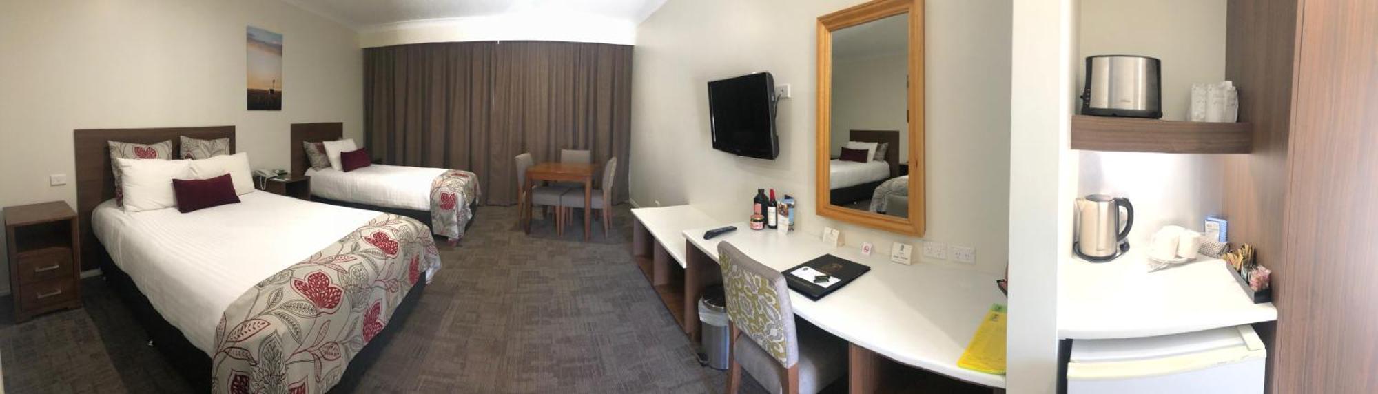 Young Federation Motor Inn And Services Club エクステリア 写真