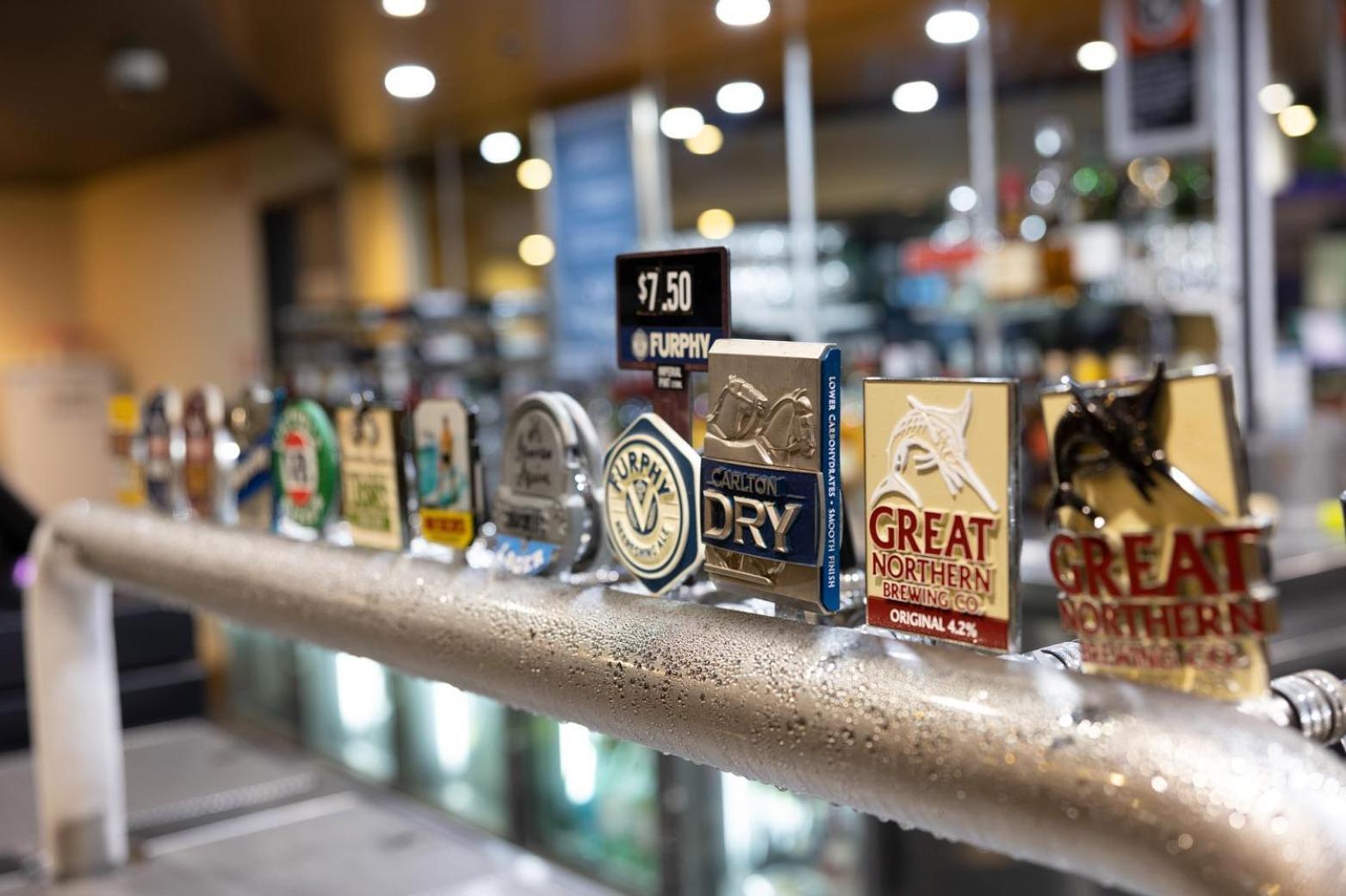 Young Federation Motor Inn And Services Club エクステリア 写真